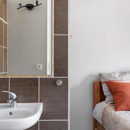 La Mancelle Bed & Breakfast 3*